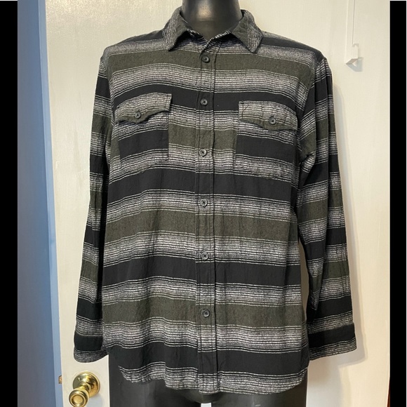 Men’s Black & Grey Striped Shirt, XL - Picture 1 of 12